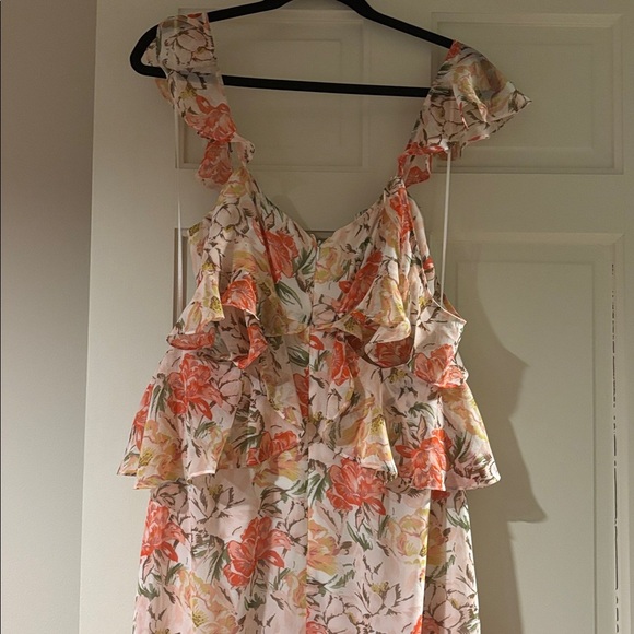 BNWT WAYF Milan Ruffled Cutout Maxi Dress - Picture 6 of 8